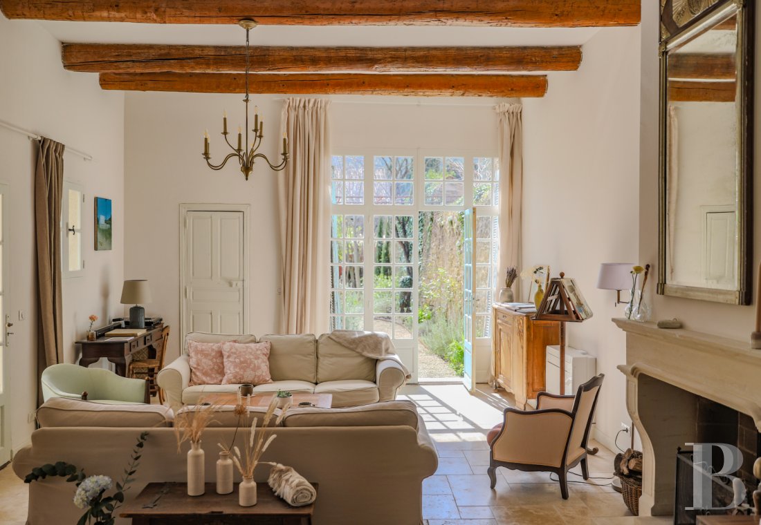 A family home with a garden in the village of Alleins, between Cavaillon and Salon-de-Provence - photo  n°14